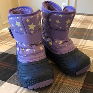 Toddler size 7 winter boots